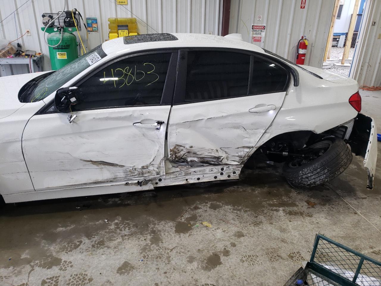 Photo 9 from auction – 2017 BMW 320 XI with VIN WBA8A3C31HK692287
