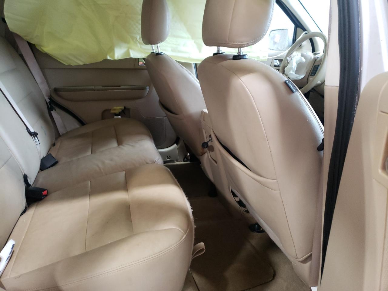 Photo 6 from auction – 2008 FORD ESCAPE LIM with VIN 1FMCU04138KC09765