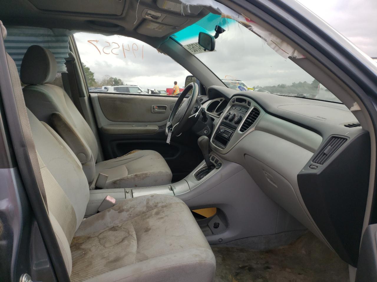 Photo 5 from auction – 2007 TOYOTA HIGHLANDER with VIN JTEGD21A070155627