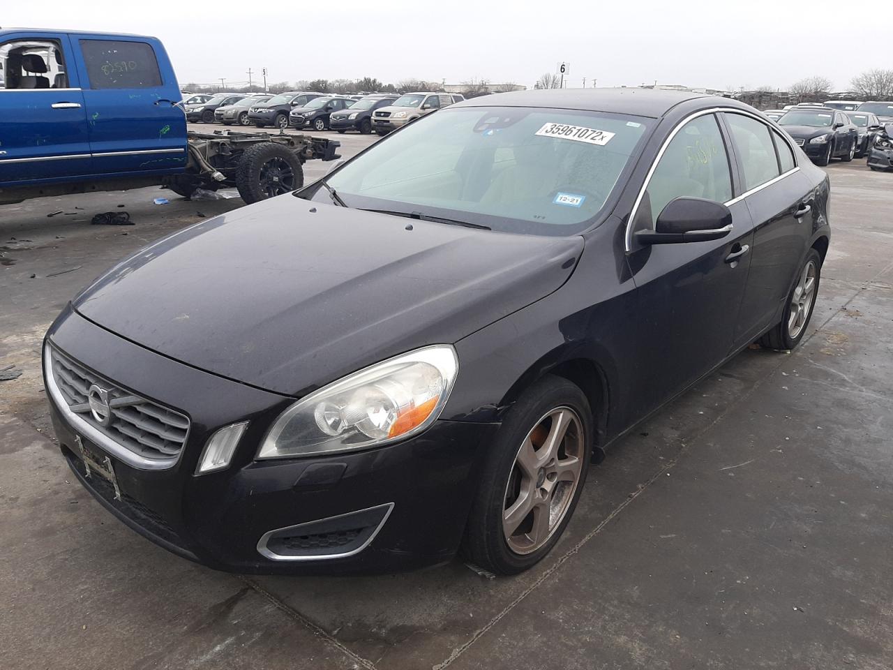 Photo 2 from auction – 2013 VOLVO S60 T5 with VIN YV1612FS2D2183255