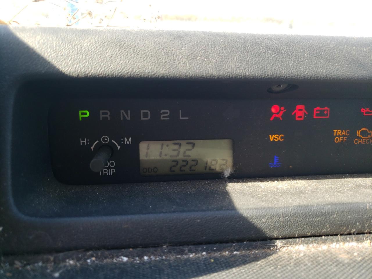 Photo 8 from auction – 2006 TOYOTA SCION with VIN JTLKT324064054468