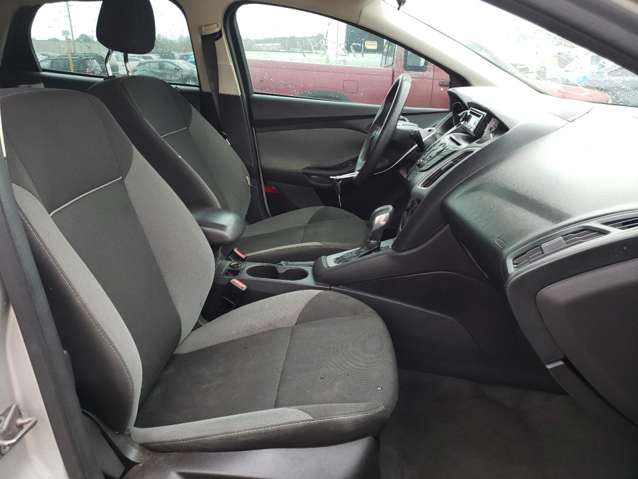 Photo 5 from auction – 2012 FORD FOCUS SE with VIN 1FAHP3K21CL177650