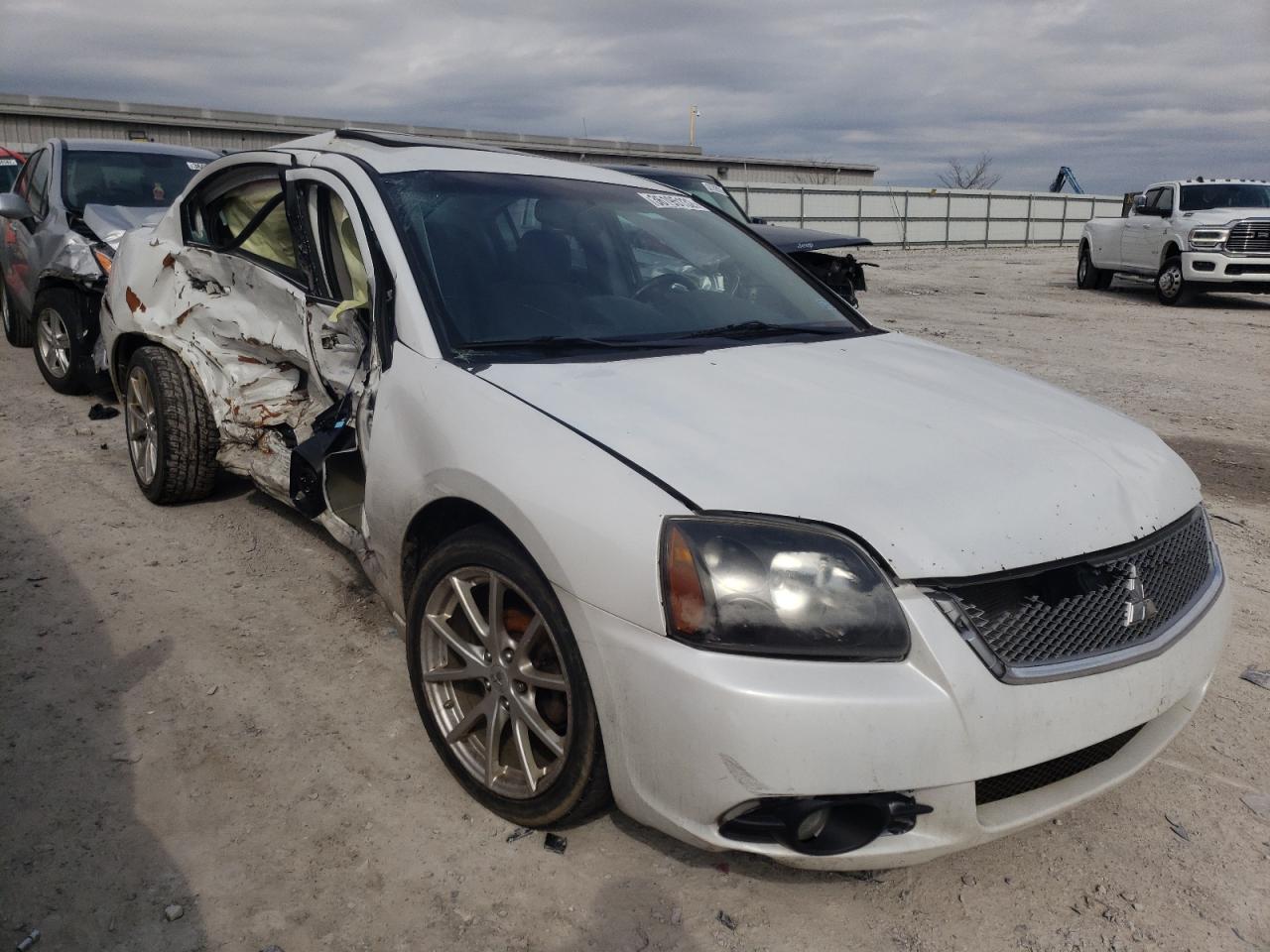 MITSUBISHI GALANT ES 2011 with VIN 4A32B3FF6BE013029 - Photo from auction