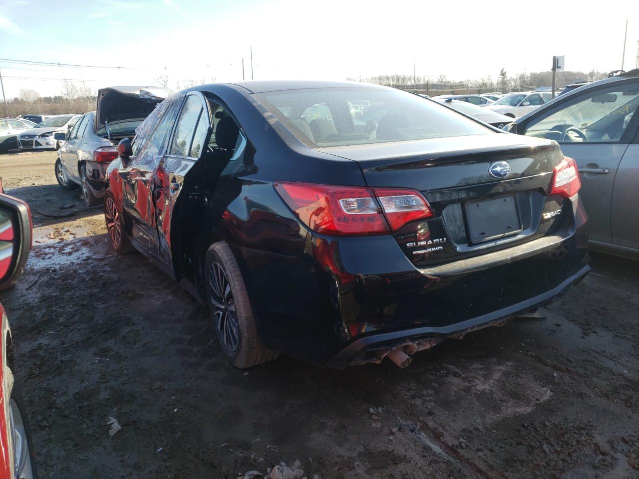 Photo 3 from auction – 2018 SUBARU LEGACY 2.5 with VIN 4S3BNAB61J3037141