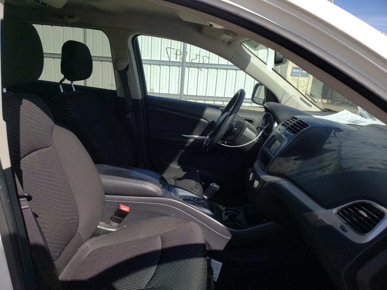 Photo 5 from auction – 2019 DODGE JOURNEY SE with VIN 3C4PDCBB8KT778765