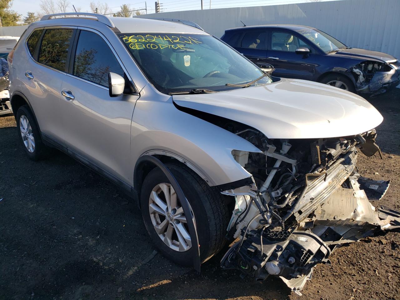 Photo 1 from auction – 2015 NISSAN ROGUE S with VIN 5N1AT2MV2FC770572