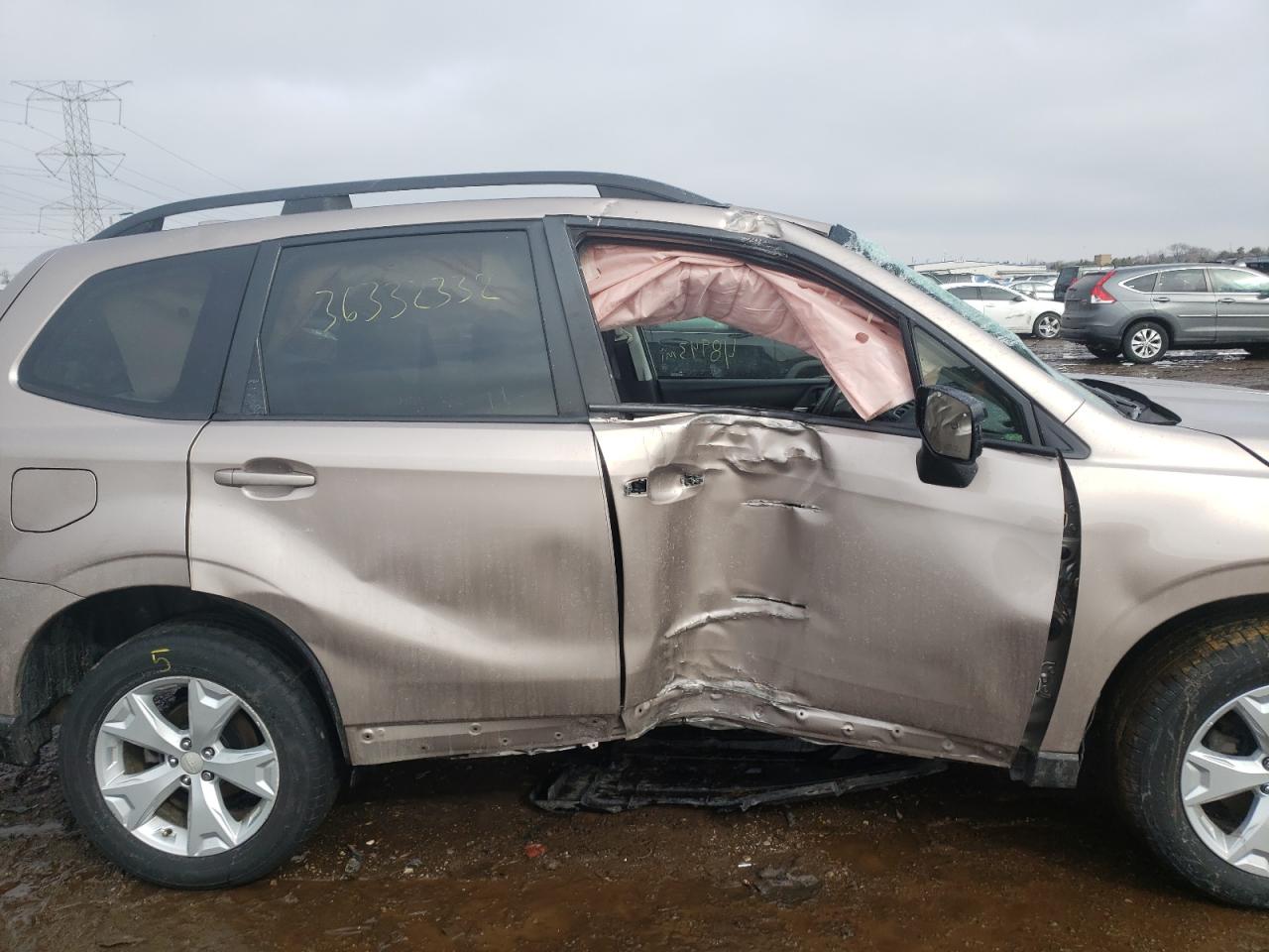 Photo 9 from auction – 2016 SUBARU FORESTER 2 with VIN JF2SJADC6GH504775