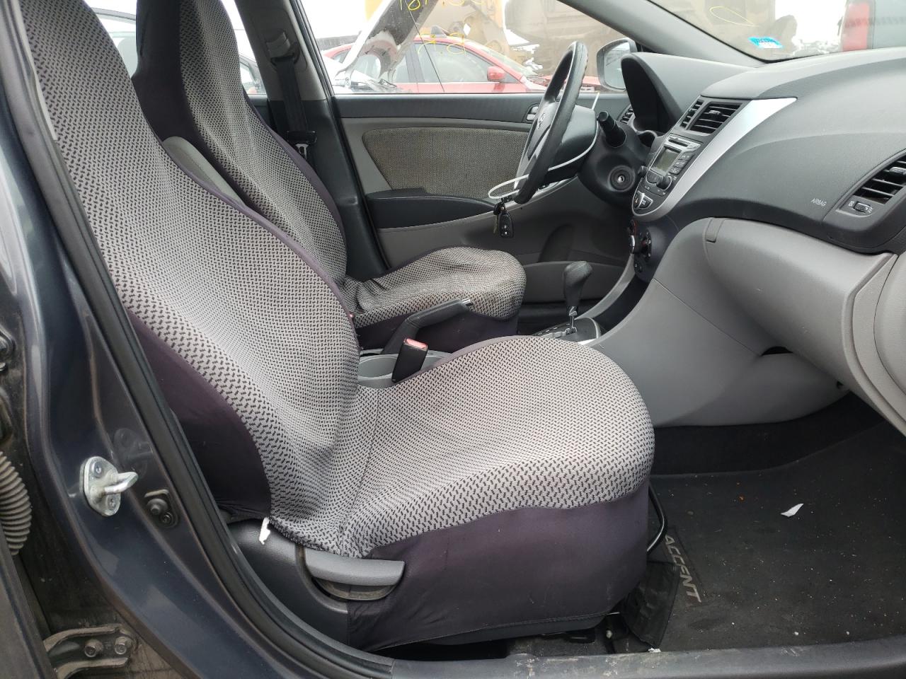 Photo 5 from auction – 2013 HYUNDAI ACCENT GLS with VIN KMHCT4AE9DU294837