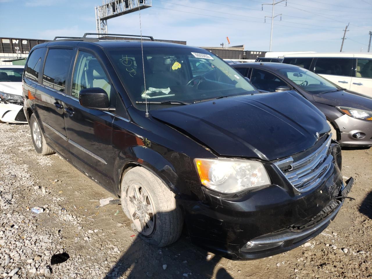 Photo 11 from auction – 2013 CHRYSLER TOWN & COU with VIN 2C4RC1BG7DR519279