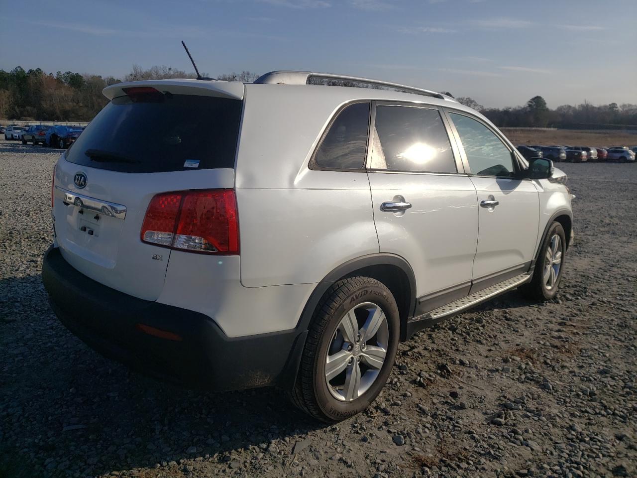 Photo 4 from auction – 2012 KIA SORENTO EX with VIN 5XYKU4A69CG223661