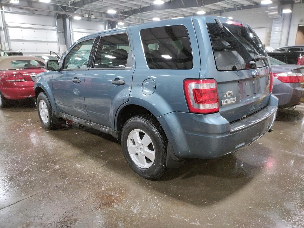 Photo 3 from auction – 2011 FORD ESCAPE XLS with VIN 1FMCU9C77BKC69713