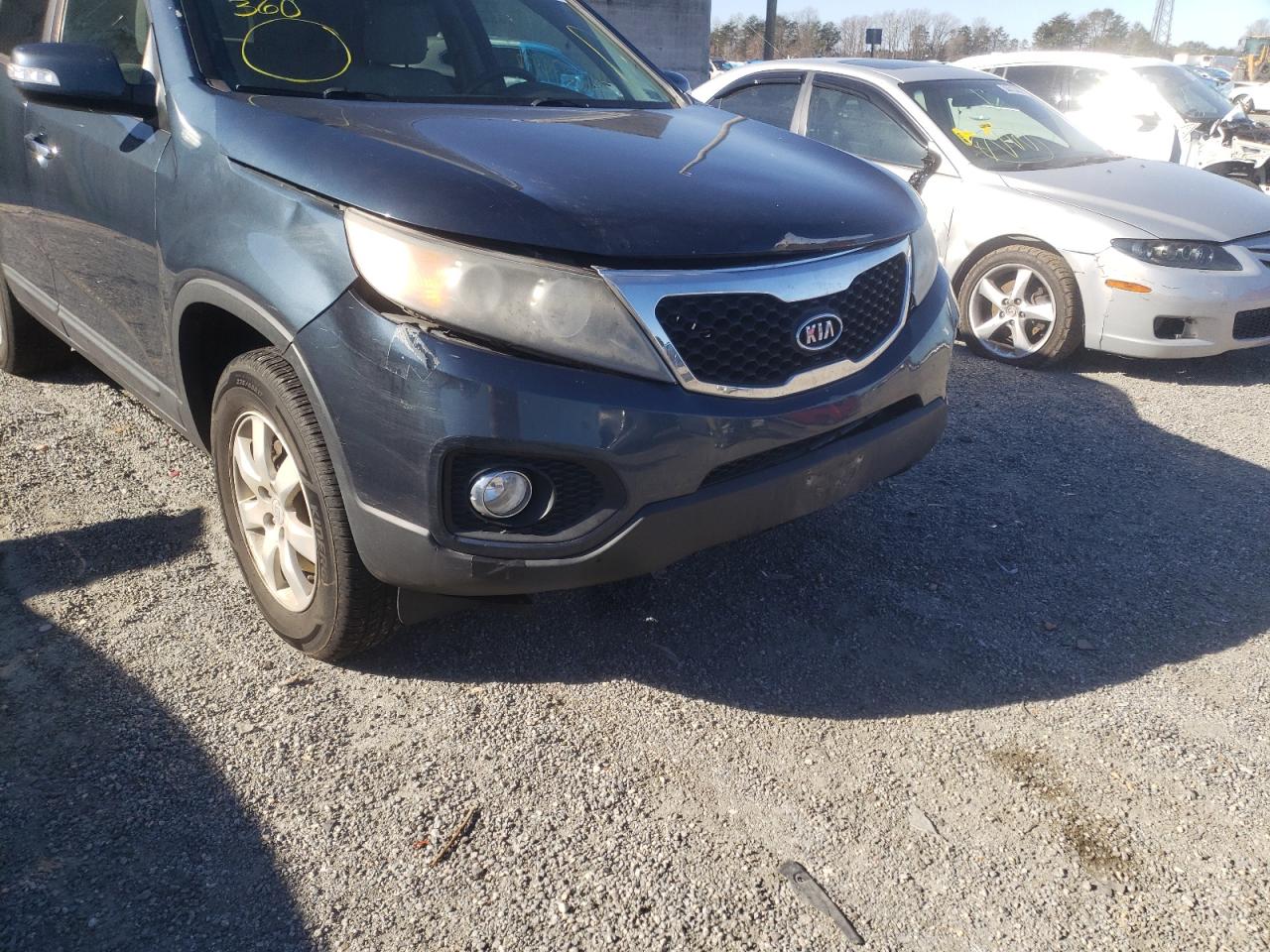 Photo 9 from auction – 2011 KIA SORENTO BA with VIN 5XYKT4A11BG011228
