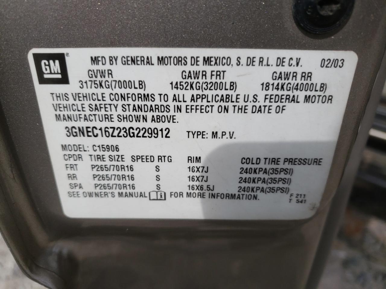 Photo 10 from auction – 2003 CHEVROLET SUBURBAN C with VIN 3GNEC16Z23G229912