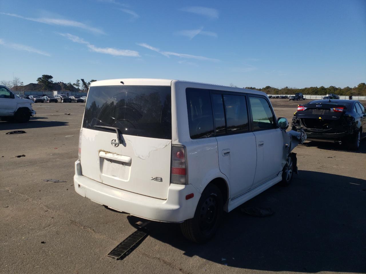 Photo 4 from auction – 2006 TOYOTA SCION with VIN JTLKT324064054468