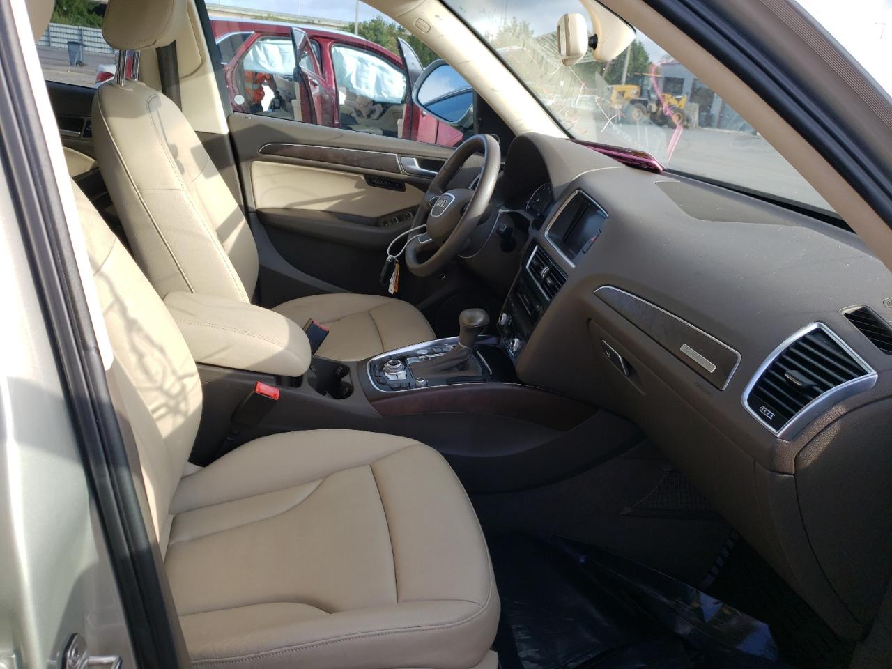 Photo 5 from auction – 2015 AUDI Q5 PREMIUM with VIN WA1LFAFP0FA105754
