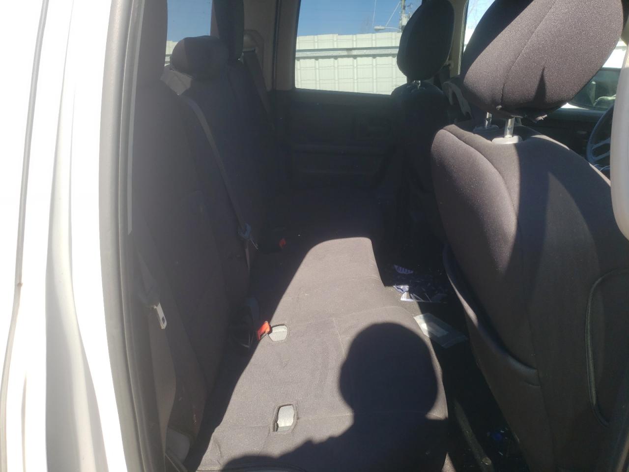 Photo 6 from auction – 2019 RAM 1500 CLASS with VIN 1C6RR7FT8KS720992