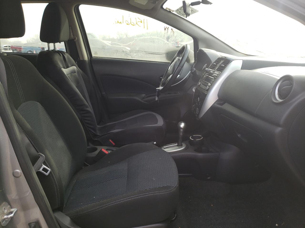 Photo 5 from auction – 2015 NISSAN VERSA NOTE with VIN 3N1CE2CPXFL420463