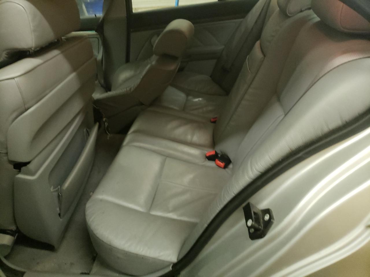 Photo 6 from auction – 2000 BMW 540 I AUTO with VIN WBADN6348YGM69356
