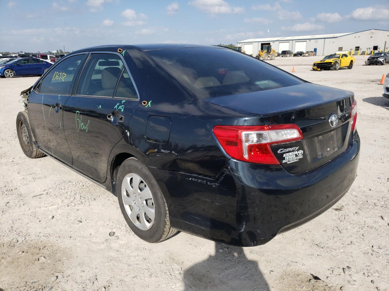 Photo 3 from auction – 2013 TOYOTA CAMRY L with VIN 4T4BF1FK4DR322999