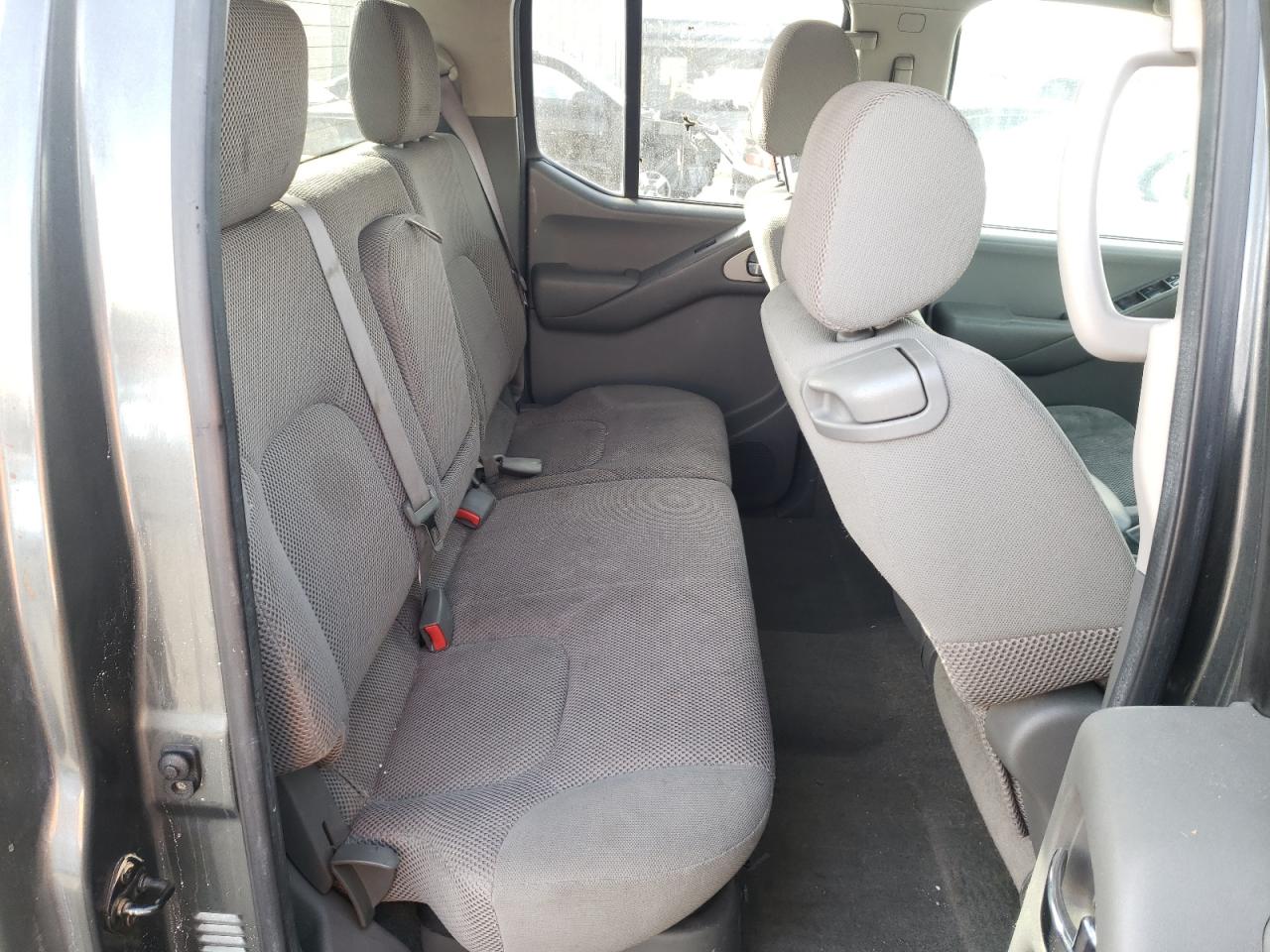 Photo 6 from auction – 2005 NISSAN FRONTIER C with VIN 1N6AD07U55C461506