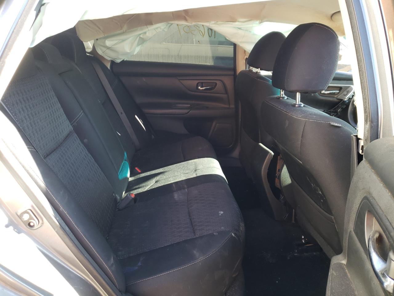 Photo 6 from auction – 2016 NISSAN ALTIMA 2.5 with VIN 1N4AL3AP4GC242328