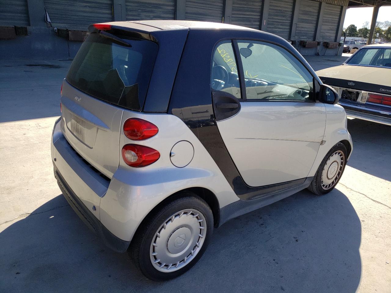 Photo 4 from auction – 2013 SMART FORTWO with VIN WMEEJ3BA8DK644108