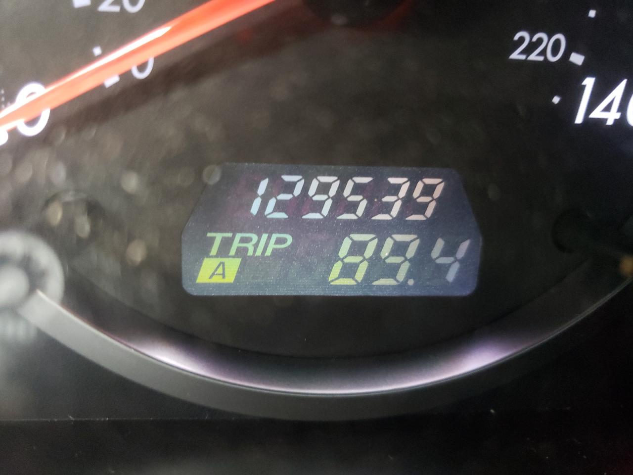 Photo 8 from auction – 2008 MAZDA 5 with VIN JM1CR293580315173