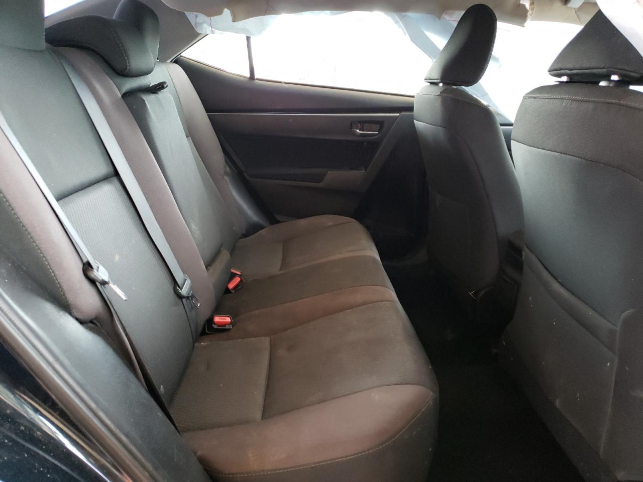 Photo 6 from auction – 2017 TOYOTA COROLLA L with VIN 5YFBURHE7HP633744