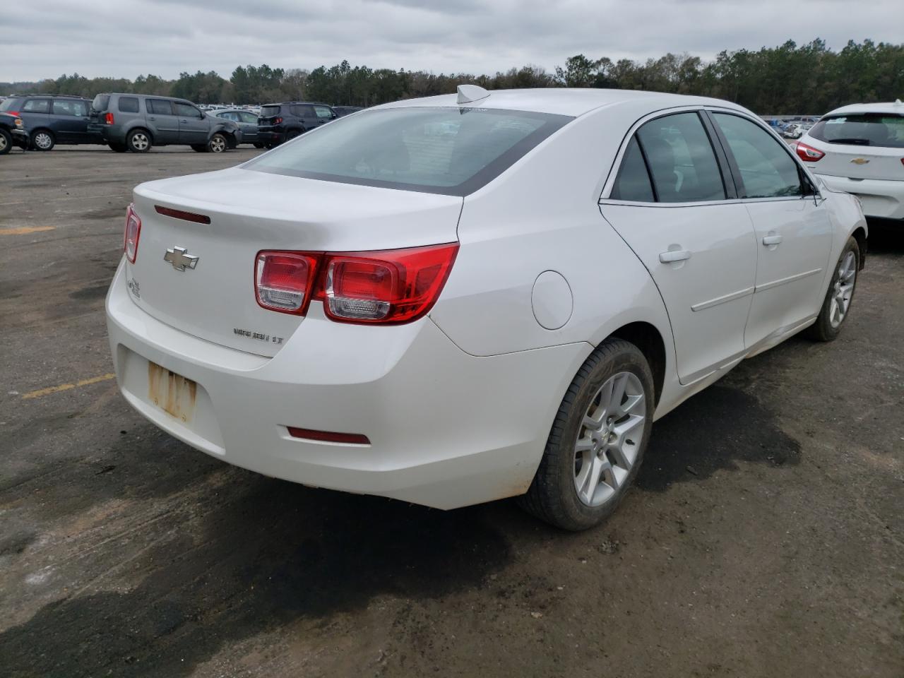 Photo 4 from auction – 2015 CHEVROLET MALIBU 1LT with VIN 1G11C5SL9FF229534