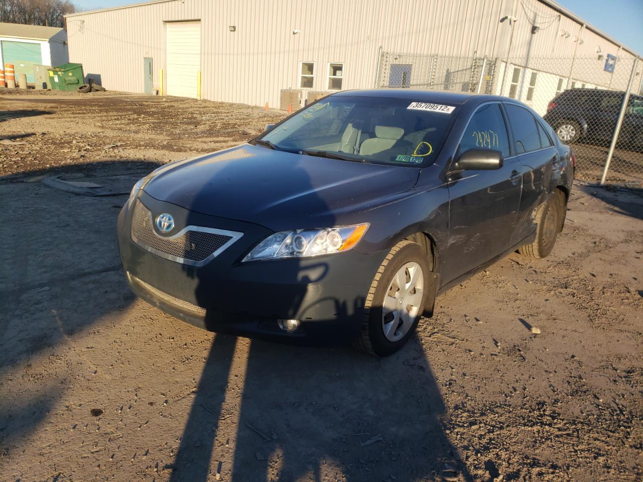 Photo 2 from auction – 2007 TOYOTA CAMRY CE with VIN 4T1BE46K57U695505