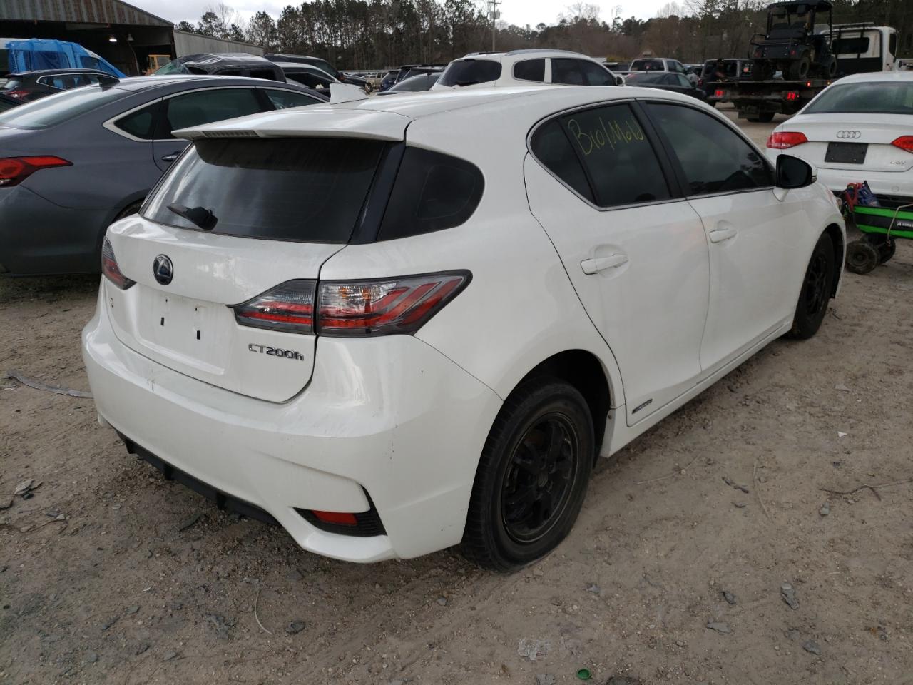 Photo 4 from auction – 2014 LEXUS CT 200 with VIN JTHKD5BH7E2191147