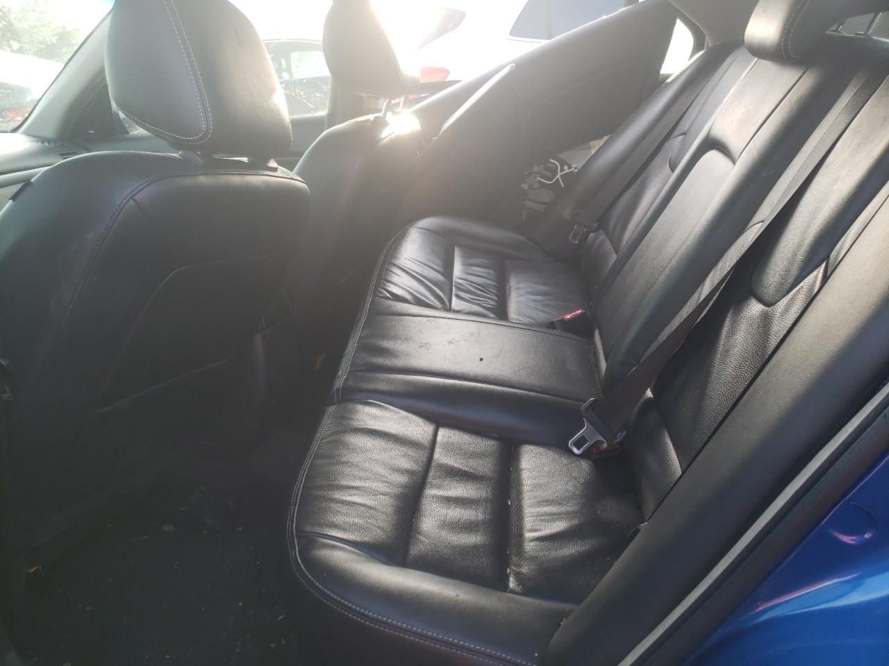 Photo 6 from auction – 2011 FORD FUSION SEL with VIN 3FAHP0JA7BR106931