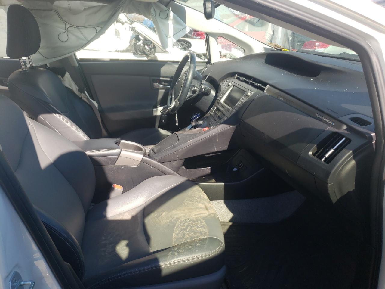 Photo 5 from auction – 2014 TOYOTA PRIUS PLUG with VIN JTDKN3DP6E3058090