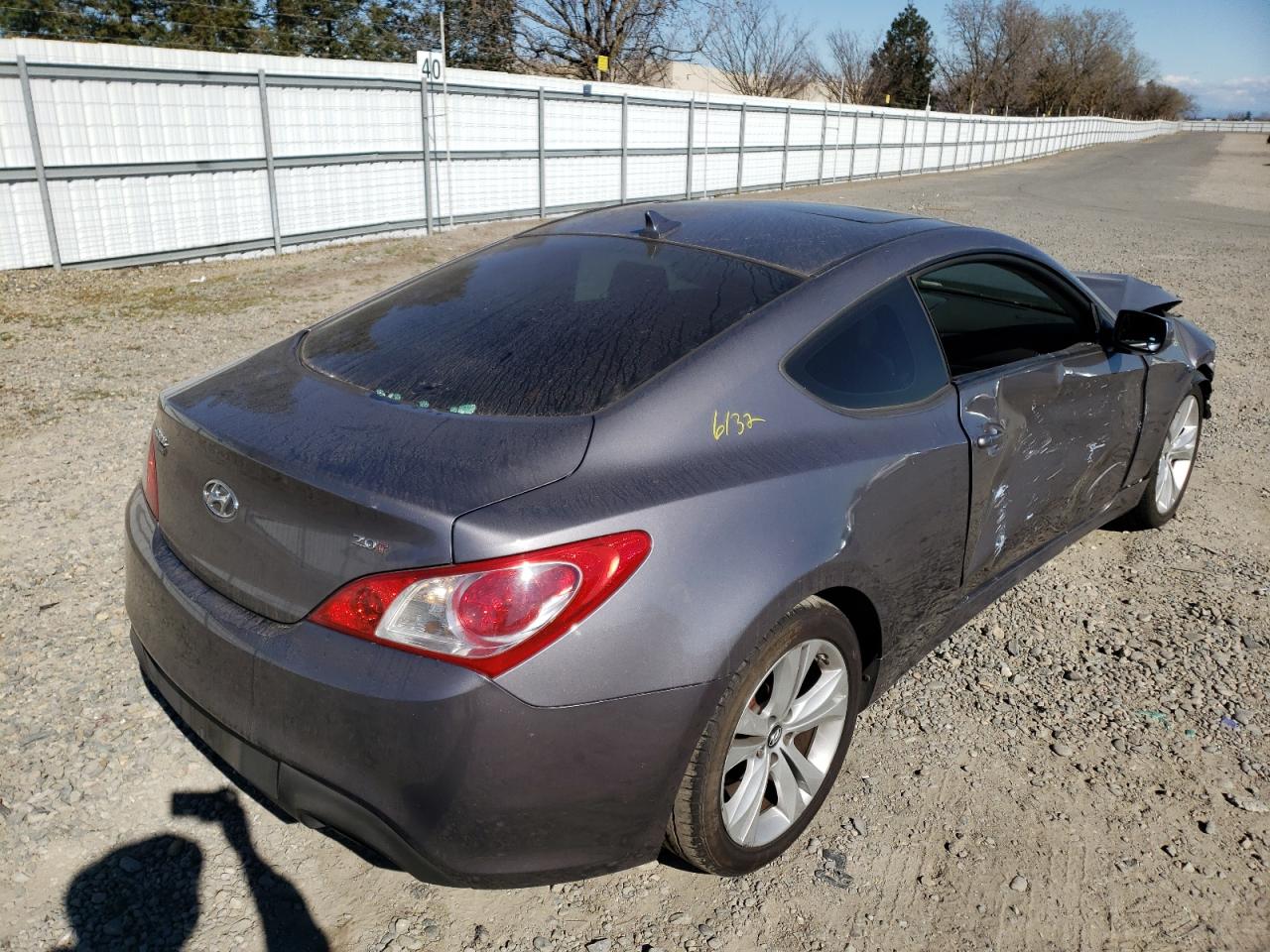 Photo 4 from auction – 2012 HYUNDAI GENESIS CO with VIN KMHHT6KD5CU073533