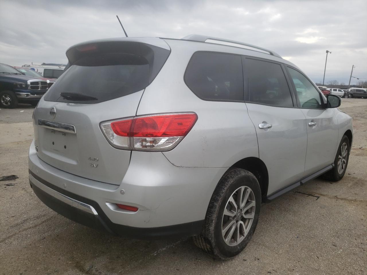 Photo 4 from auction – 2015 NISSAN PATHFINDER with VIN 5N1AR2MM3FC671121