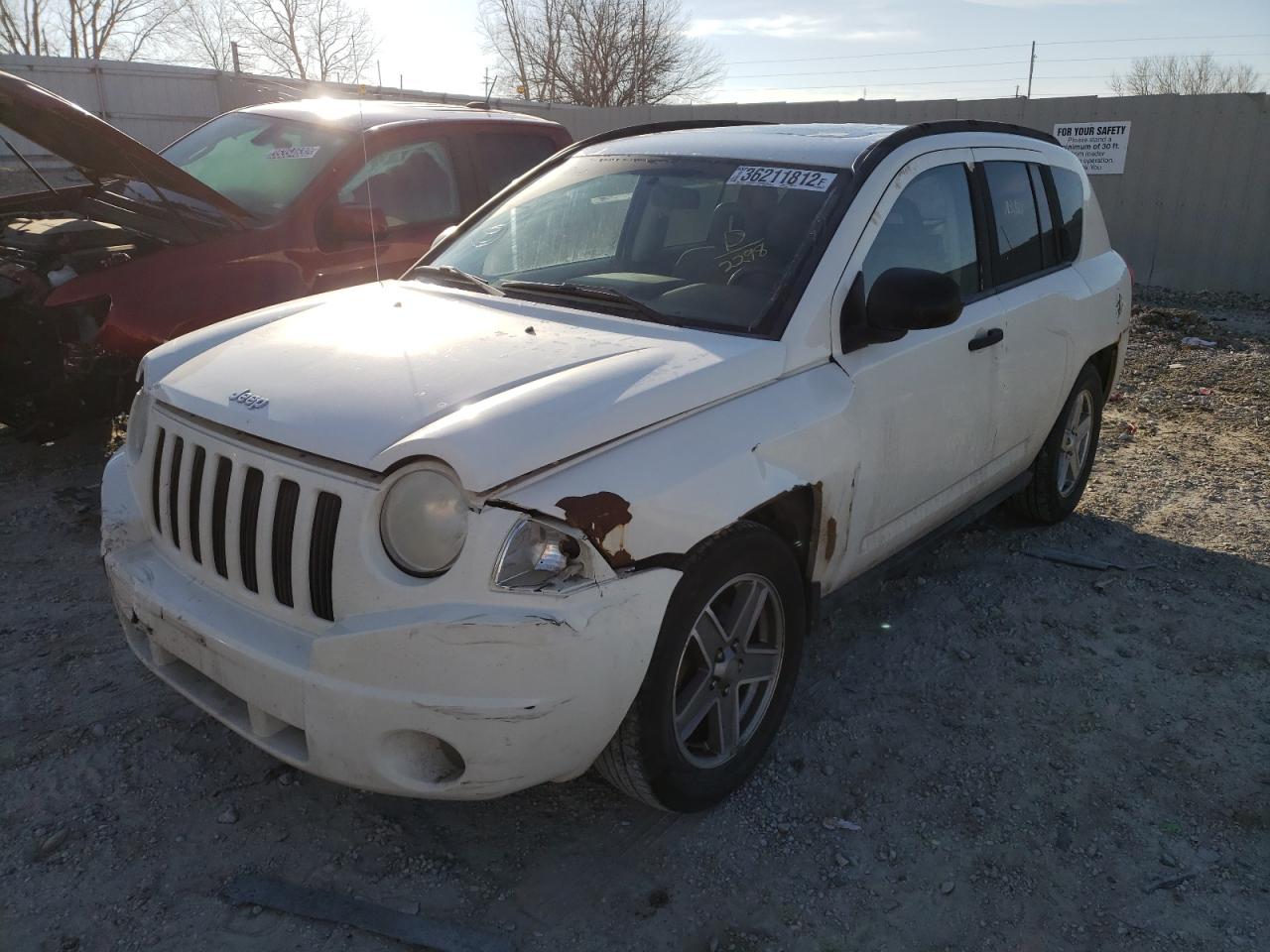 Photo 2 from auction – 2007 JEEP COMPASS with VIN 1J8FT47W87D112298