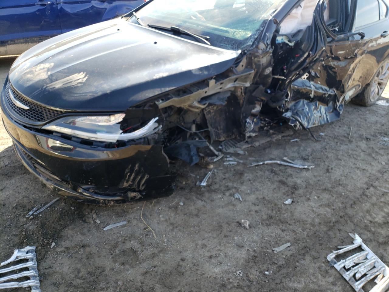 Photo 9 from auction – 2016 CHRYSLER 200 S with VIN 1C3CCCBB5GN147534