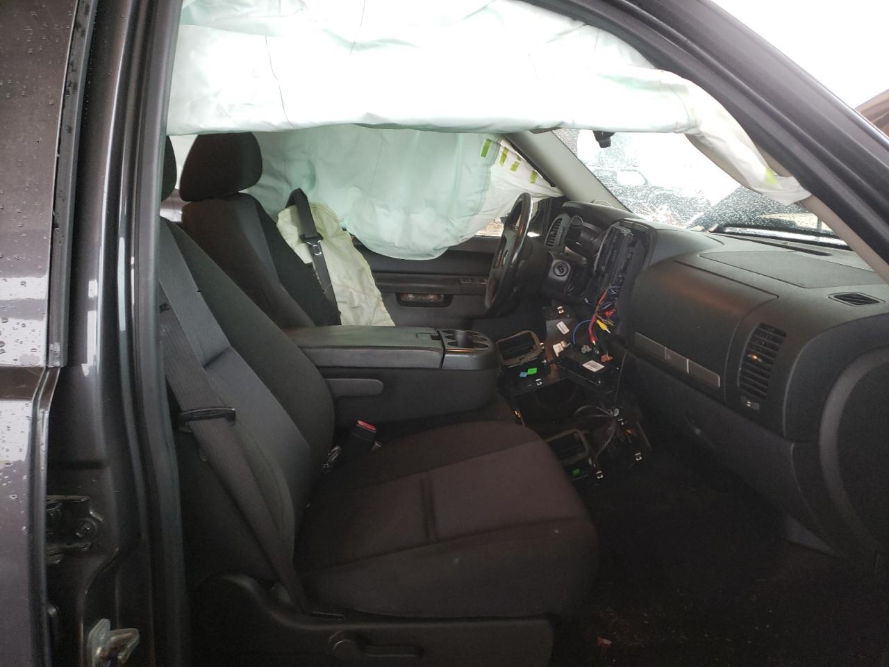 Photo 5 from auction – 2011 CHEVROLET SILVERADO with VIN 3GCPKSE34BG183408