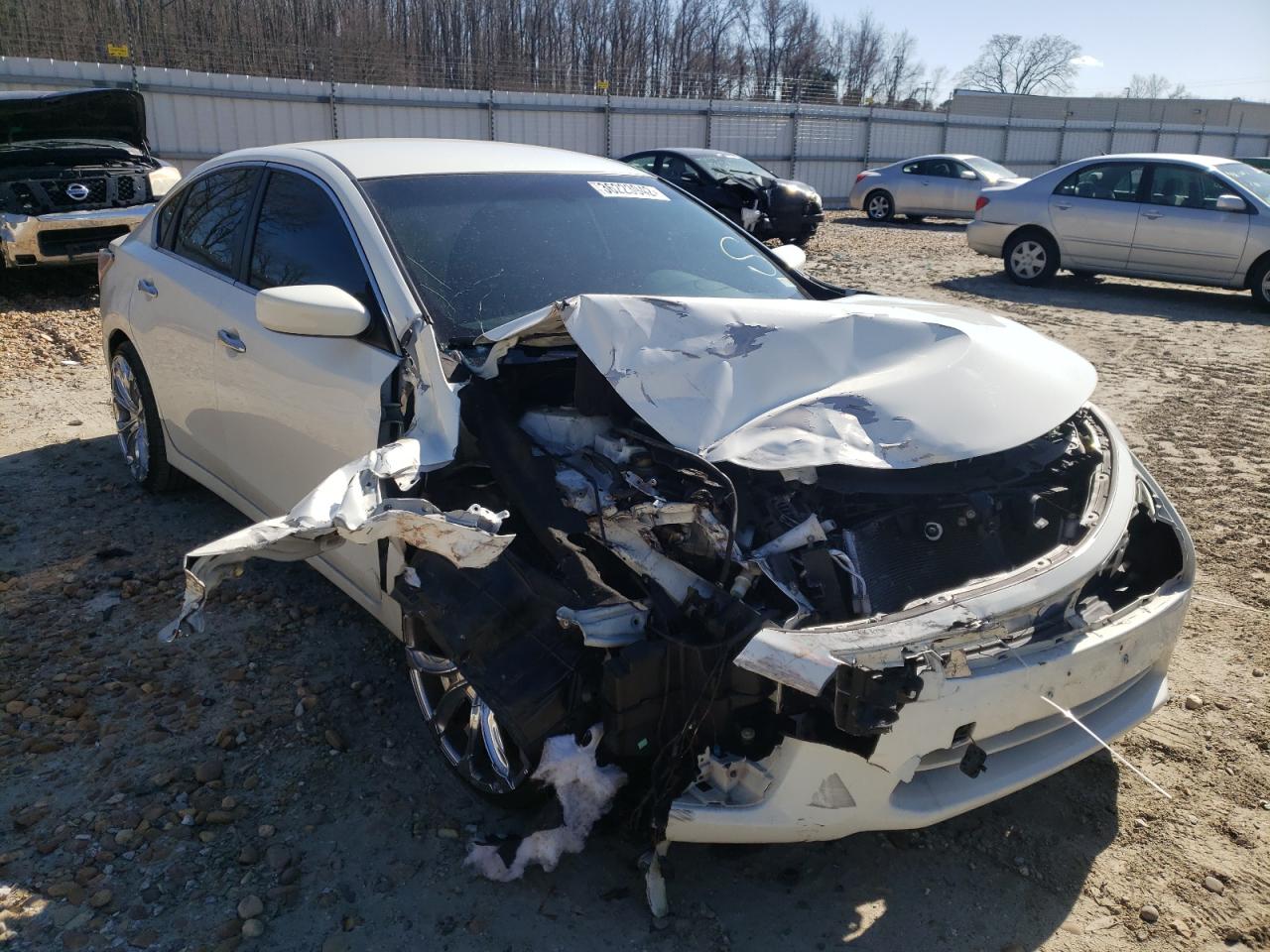 Photo 1 from auction – 2015 NISSAN ALTIMA 2.5 with VIN 1N4AL3AP3FC422396