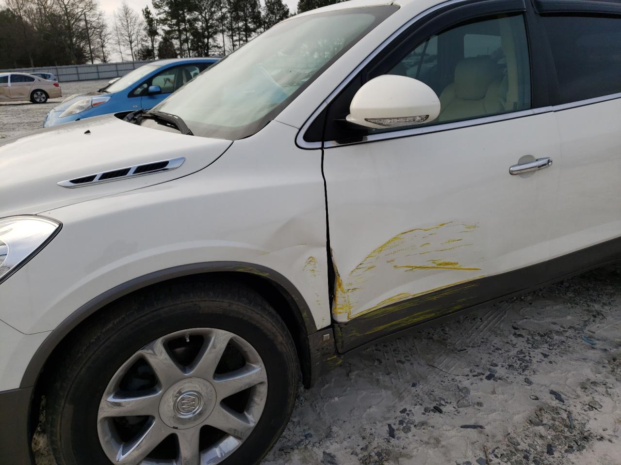 Photo 9 from auction – 2008 BUICK ENCLAVE CX with VIN 5GAER23788J225354