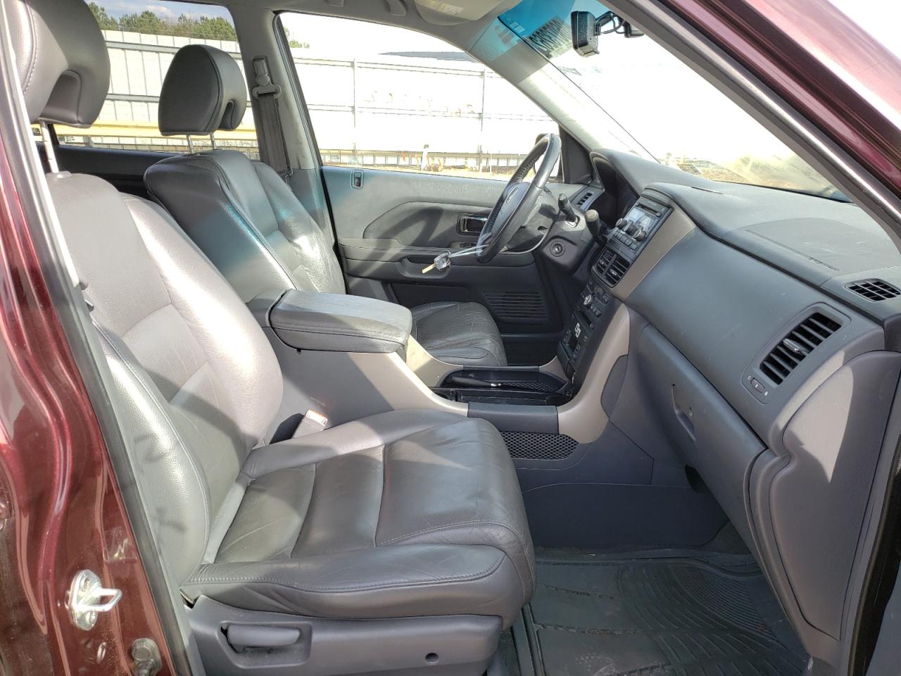 Photo 5 from auction – 2008 HONDA PILOT EXL with VIN 5FNYF18658B003974