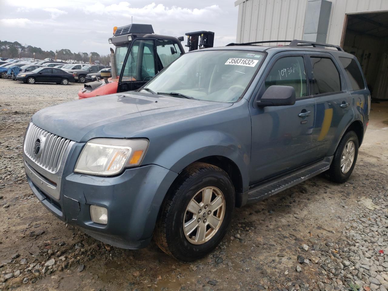 Photo 2 from auction – 2011 MERCURY MARINER with VIN 4M2CN8B79BKJ03961