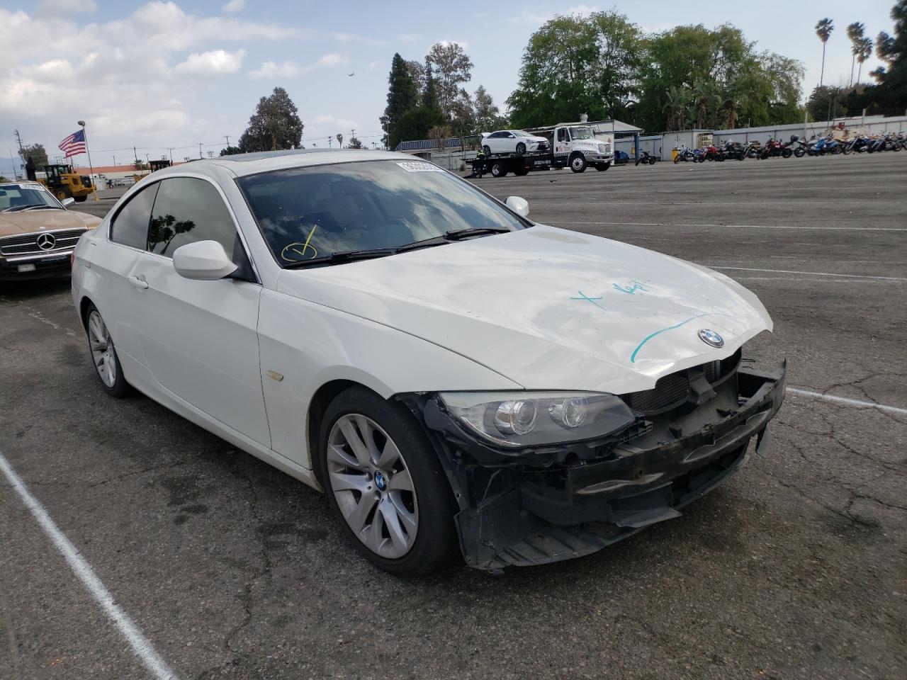BMW 328 I SULE 2012 مع رقم تعريف المركبة WBAKE5C5XCE756129 - صورة من المزاد