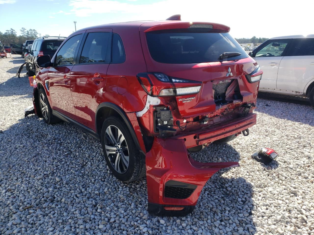 Photo 3 from auction – 2020 MITSUBISHI OUTLANDER with VIN JA4AP4AU1LU005837