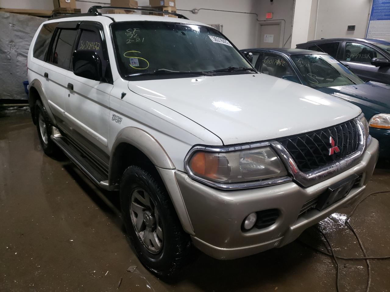 MITSUBISHI MONTERO SP 2000 with VIN JA4MT31H0YP038775 - Photo from auction