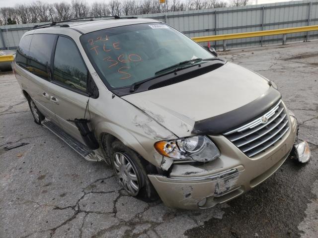 CHRYSLER TOWN & COU 2005 with VIN 2C8GP54L05R372297 - Photo from auction