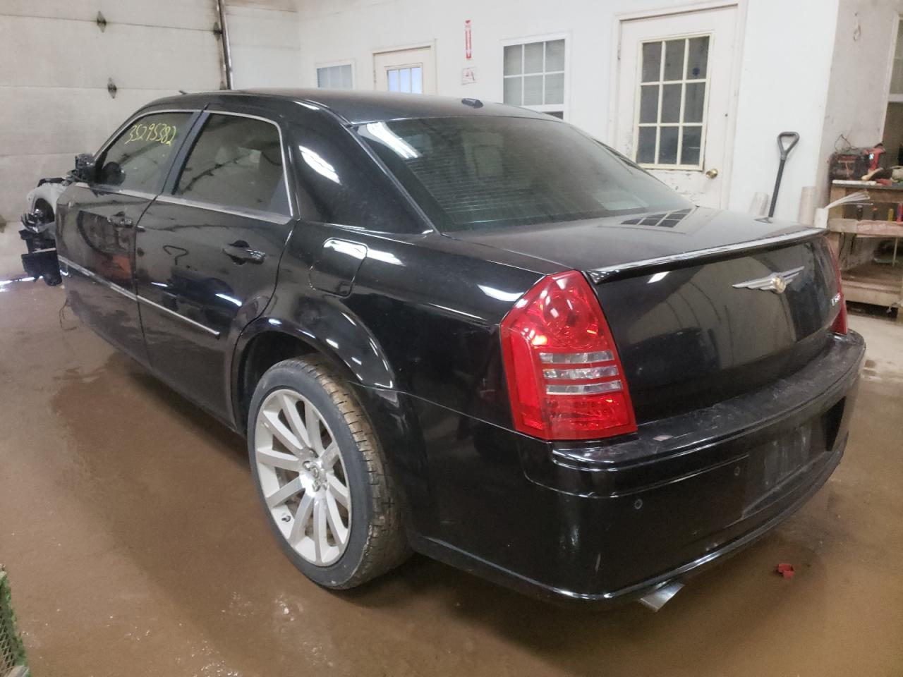 Photo 3 from auction – 2006 CHRYSLER 300C SRT-8 with VIN 2C3LA73W06H398287