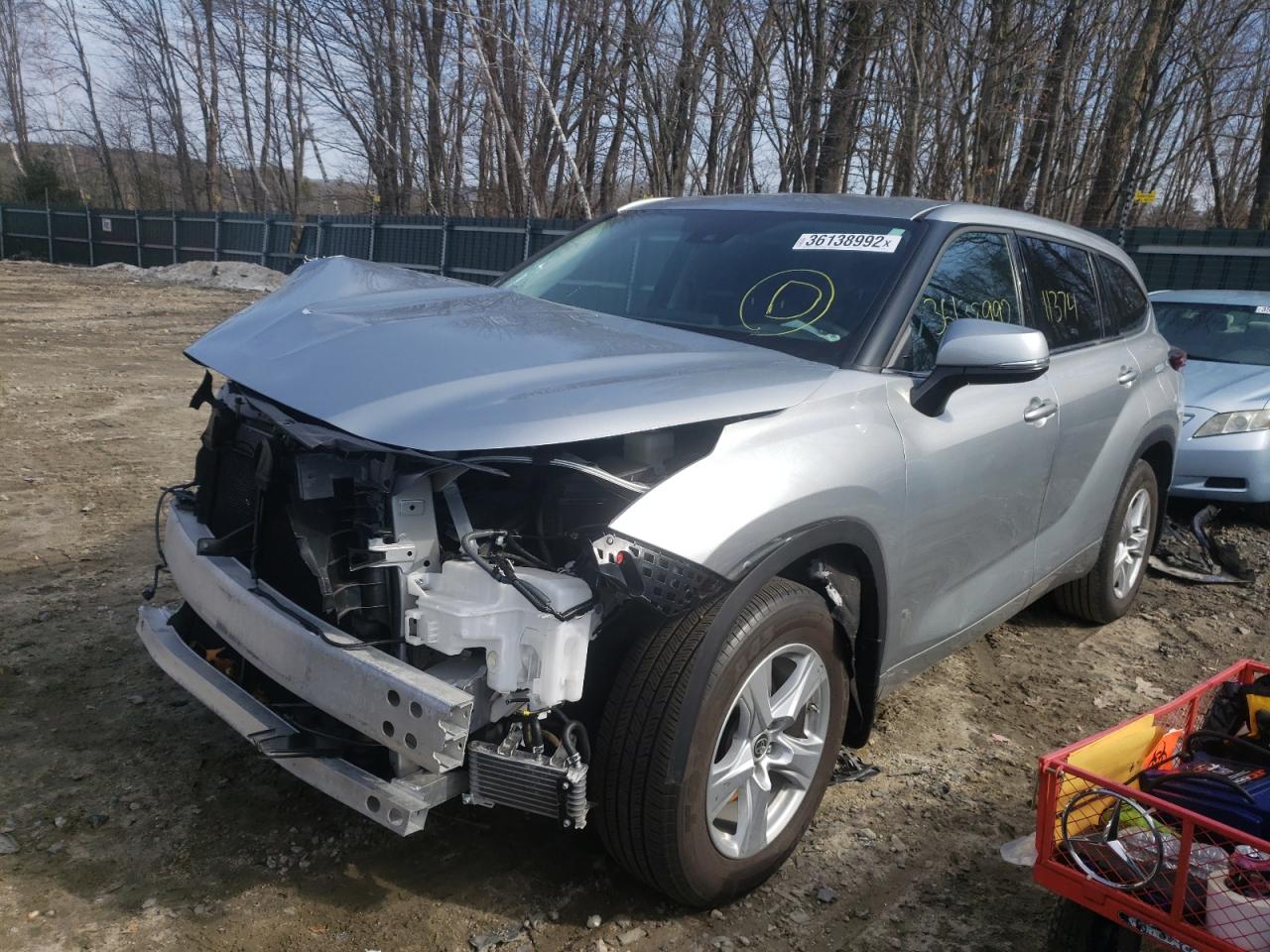 Photo 2 from auction – 2021 TOYOTA HIGHLANDER with VIN 5TDBZRBHXMS059310