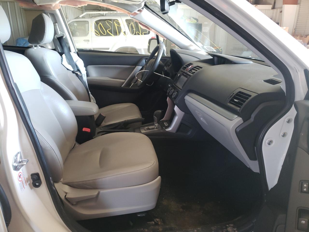 Photo 5 from auction – 2015 SUBARU FORESTER 2 with VIN JF2SJAKC7FH506942