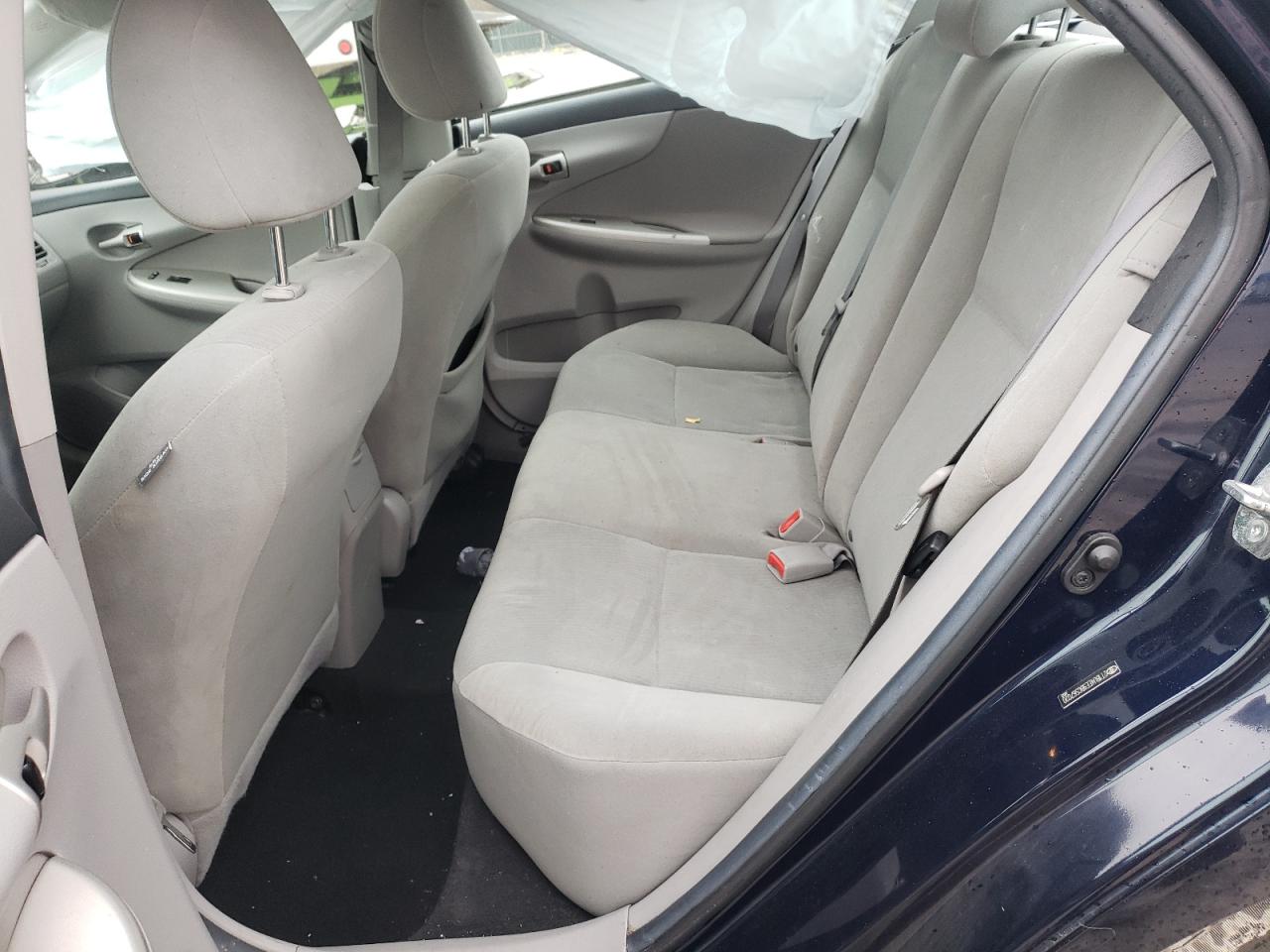 Photo 6 from auction – 2011 TOYOTA COROLLA with VIN 2T1BU4EE9BC567020